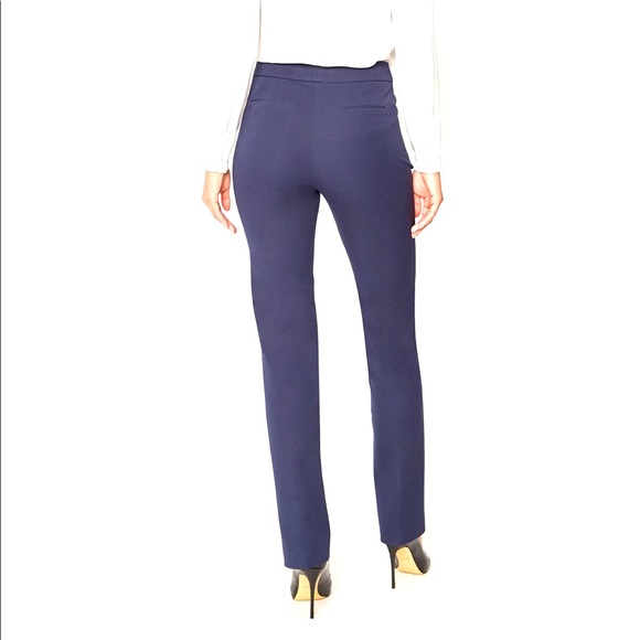 ✨ HOST PICK ✨ Elie Tahari Leena Pant - 6 - Wool Crepe Mid-Rise Pants - Navy Blue - Picture 2 of 11